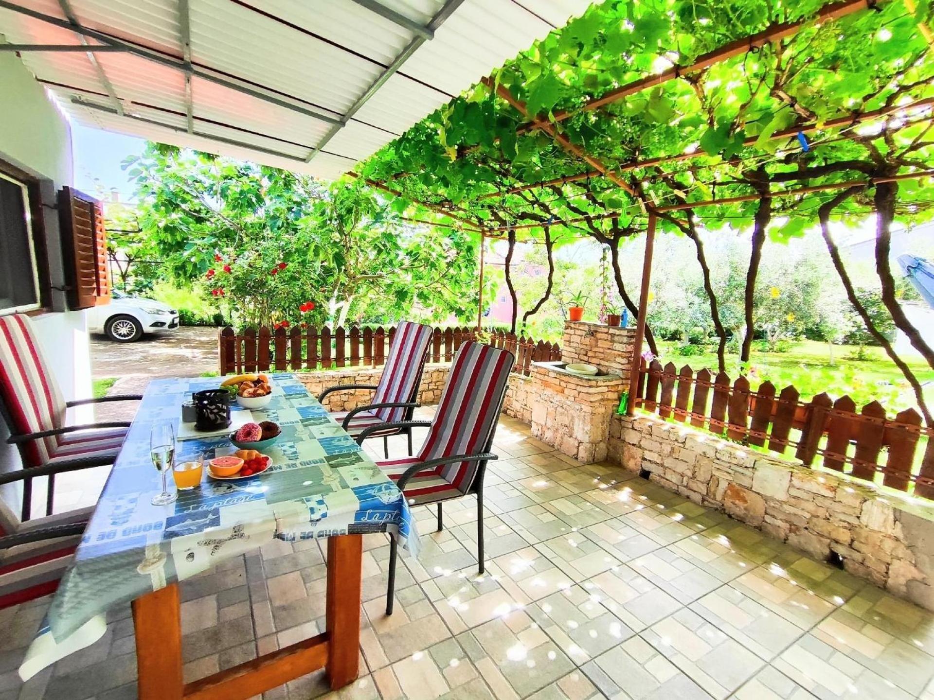 Fuer 4 Personen Ca 40 Qm In Sijana, Istrien Istrische Riviera Vikendica *